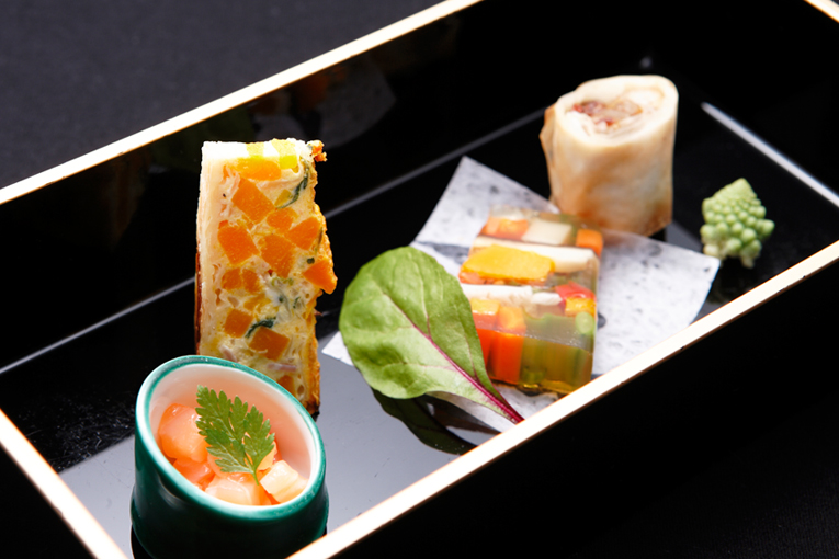 ３種の中からお好みのメインを選べる／魚料理コース　2,000円コース